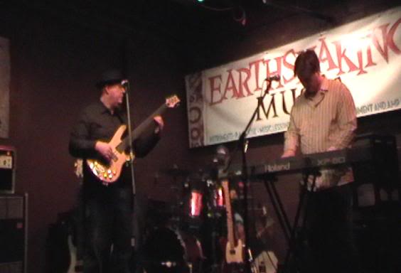 BPonstage212-6-09.jpg