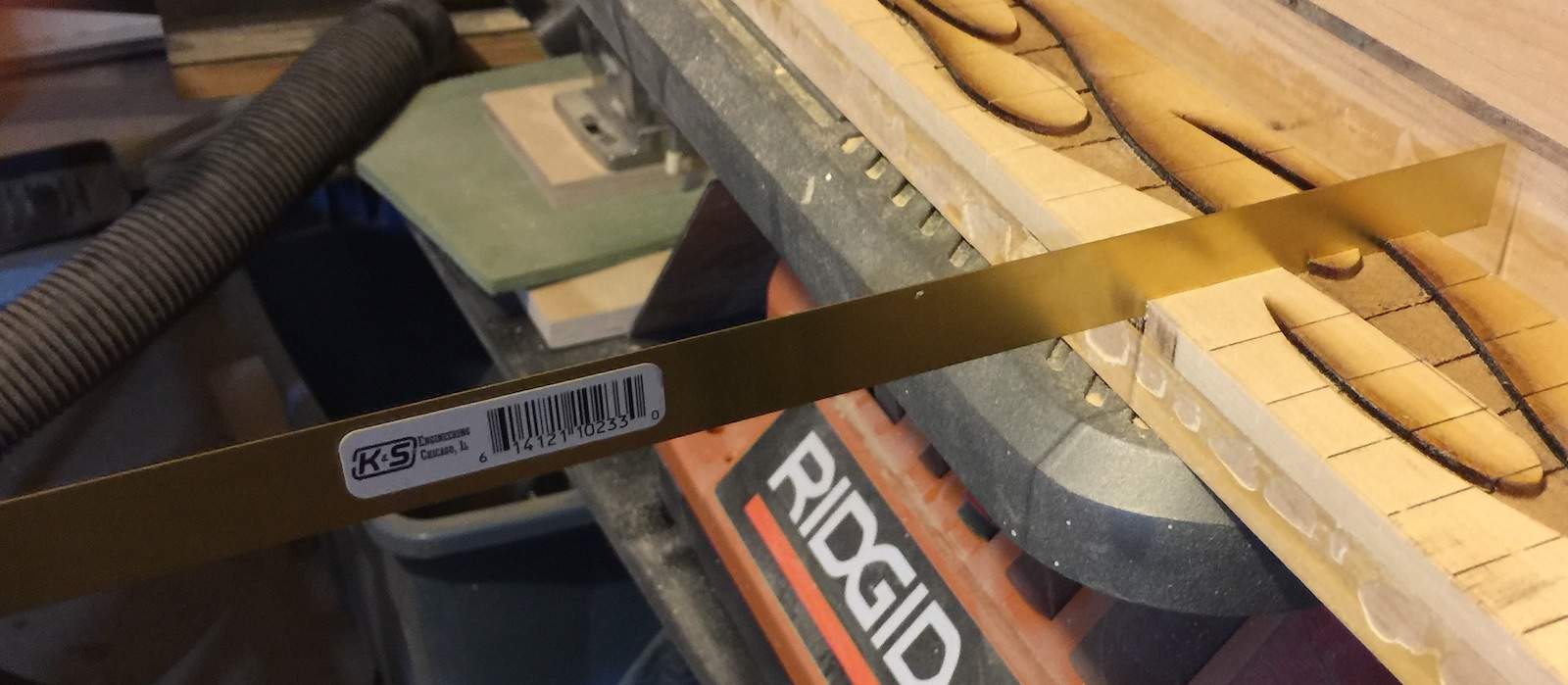 brassfretdamns.jpg