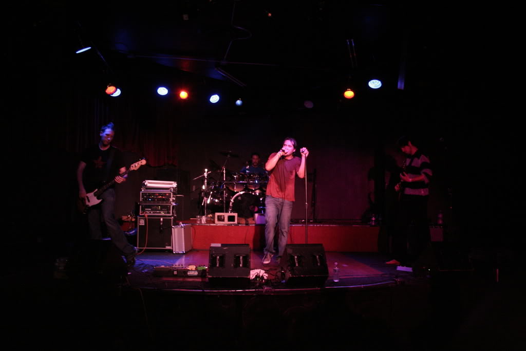 Breakhouse621101.jpg