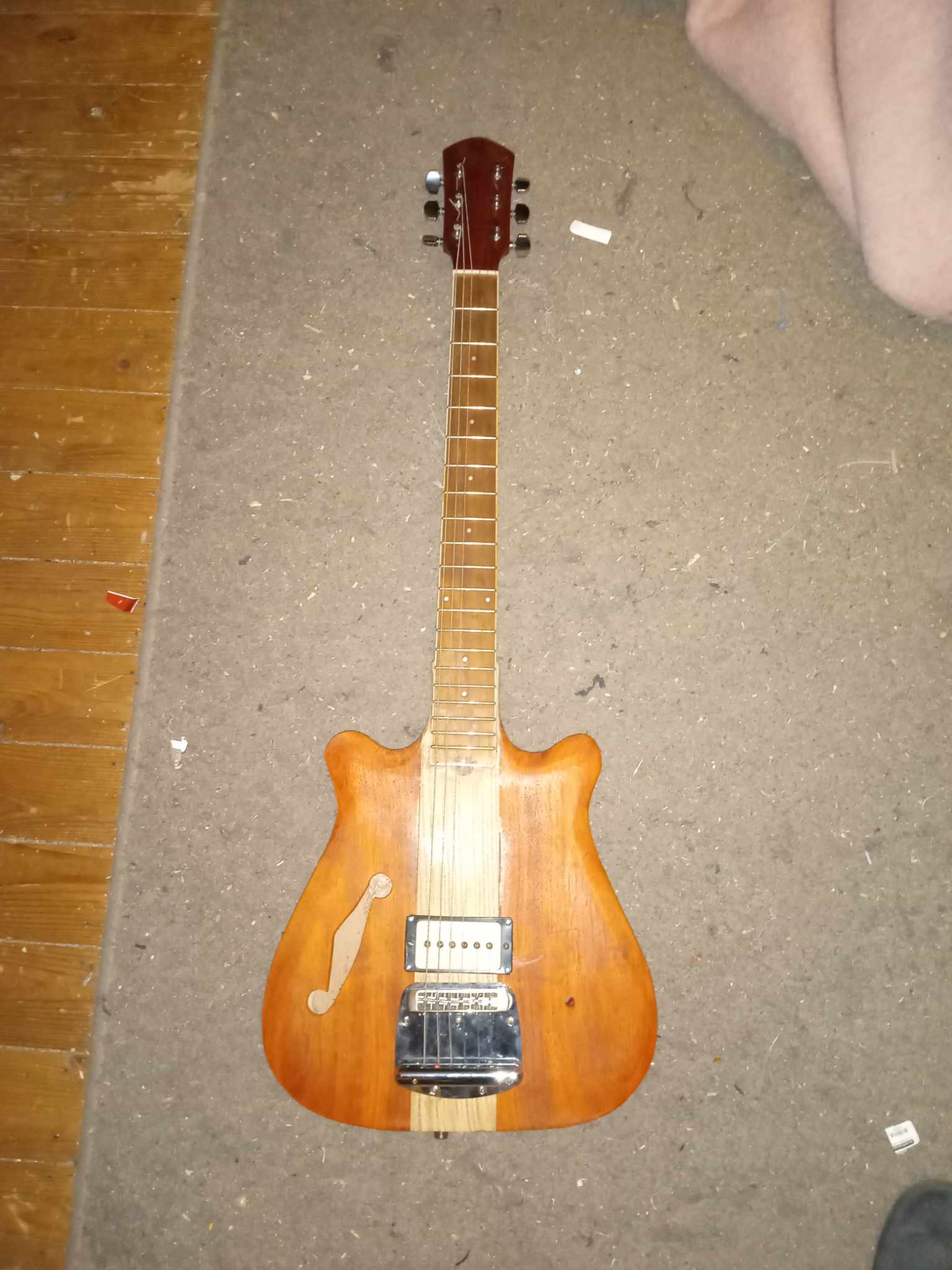 brown thinline.jpg
