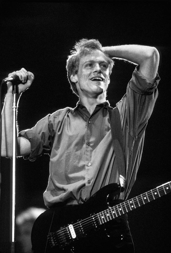 Bryan Adams, 1987.jpg