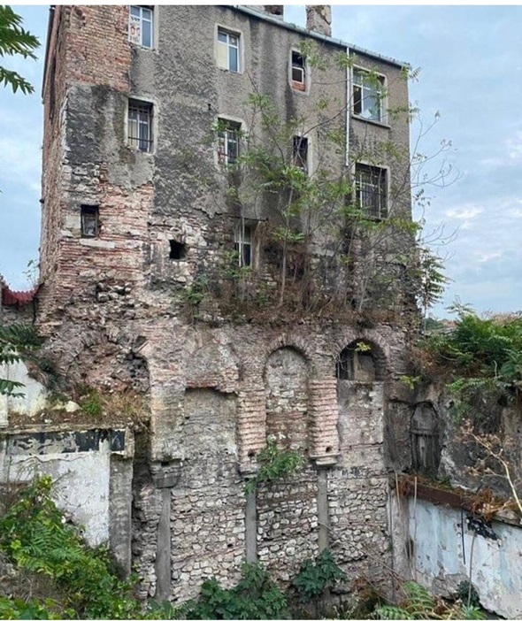 building amazing 2.jpg