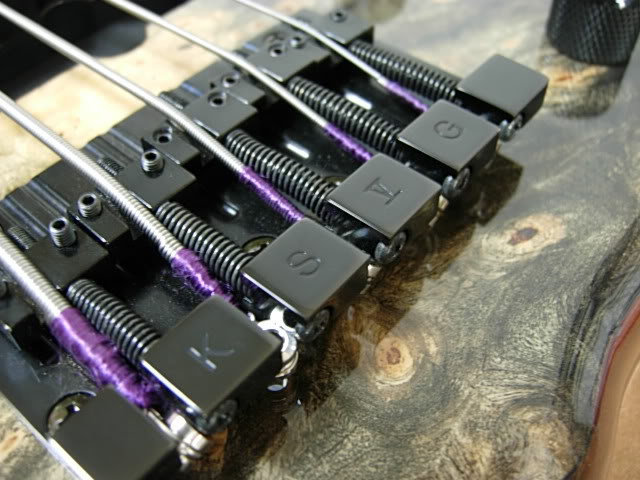 BURNERBASS02.jpg