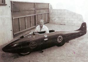 Burt%20Munro.jpg