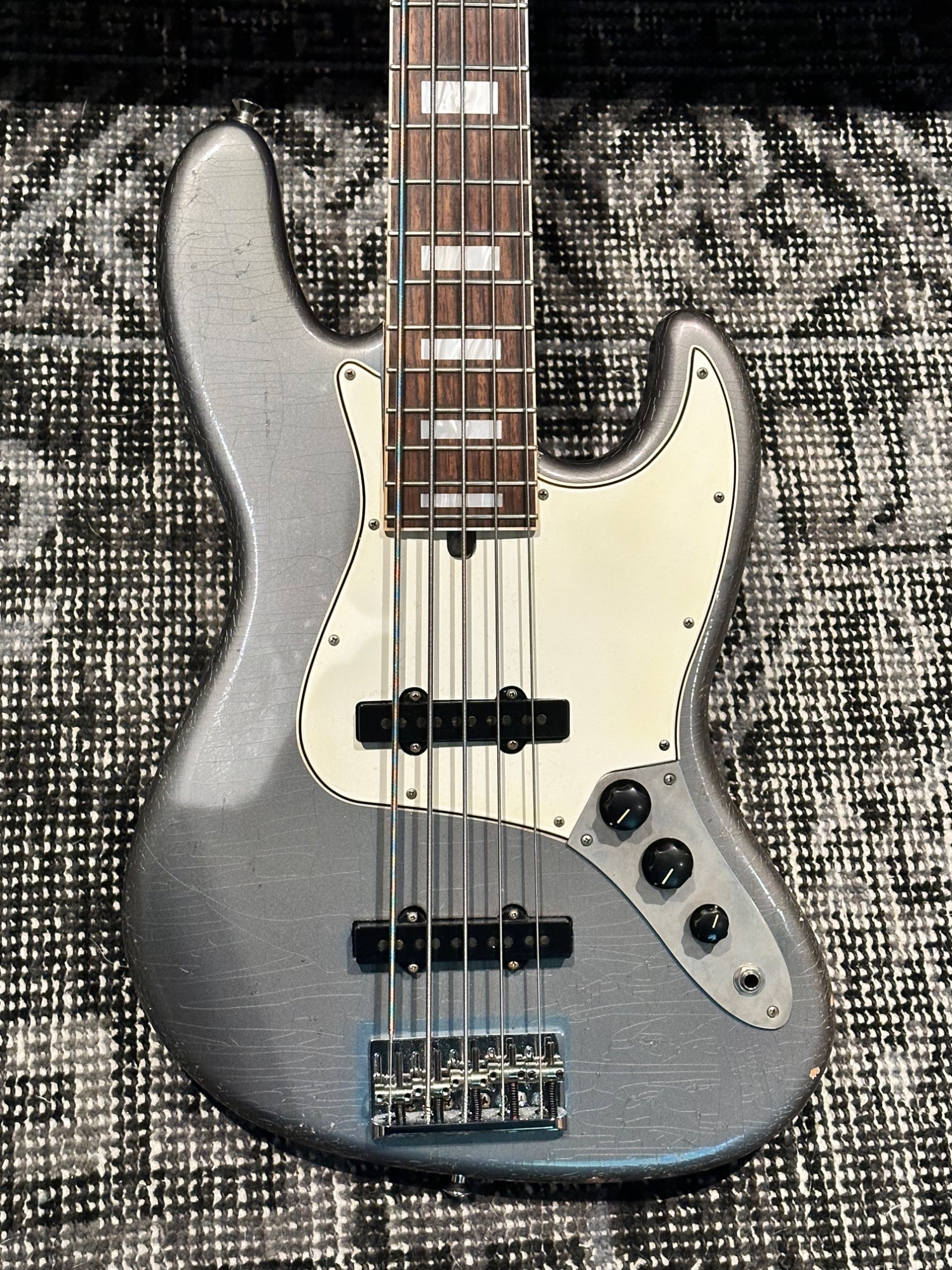 BV5 body J pickups and white Spitfire.jpeg
