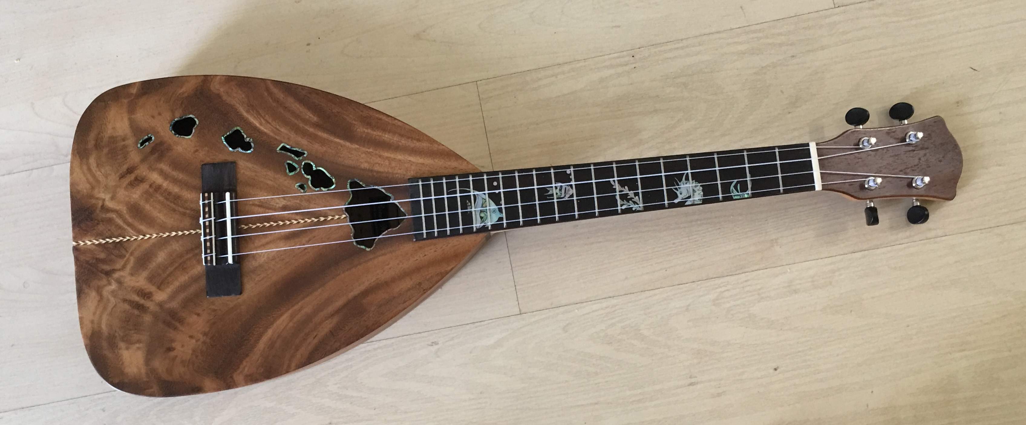 BWA paddle island uke.JPG