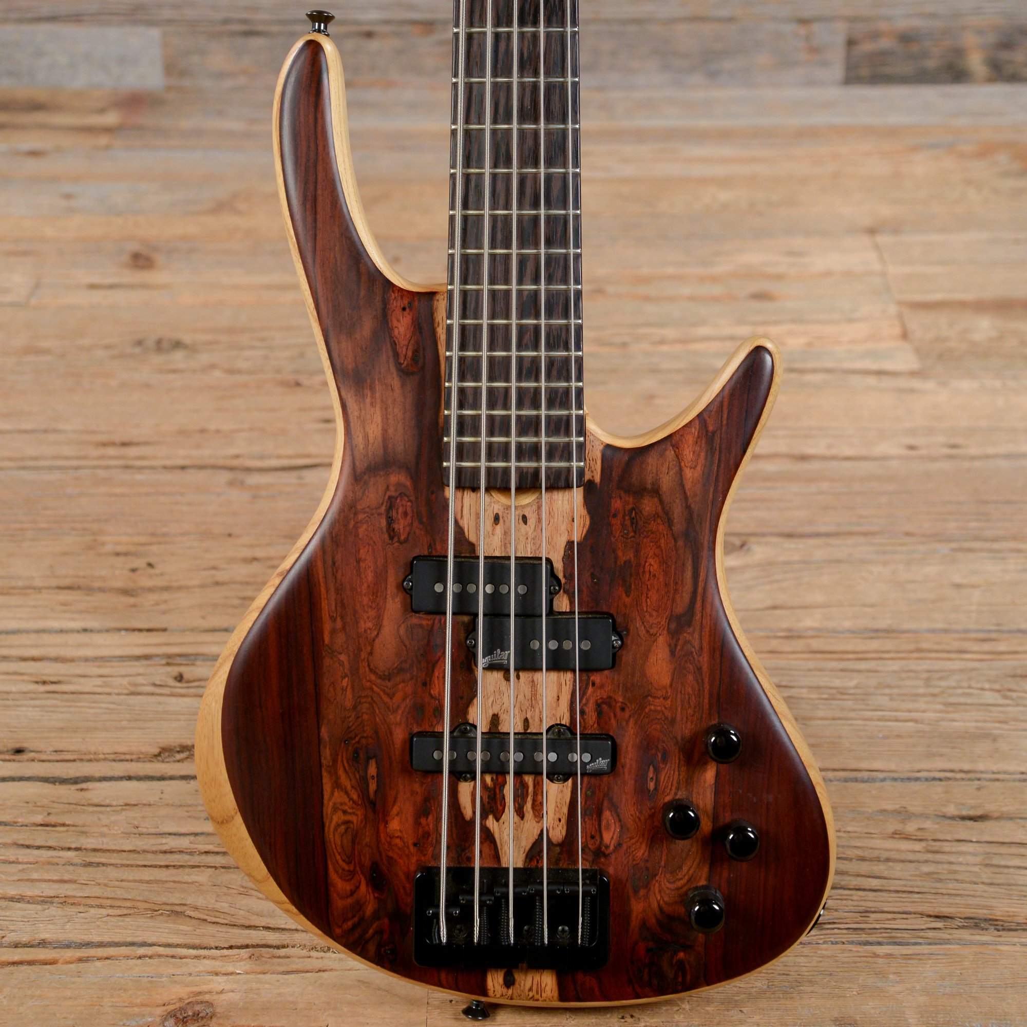 C10.jpg
