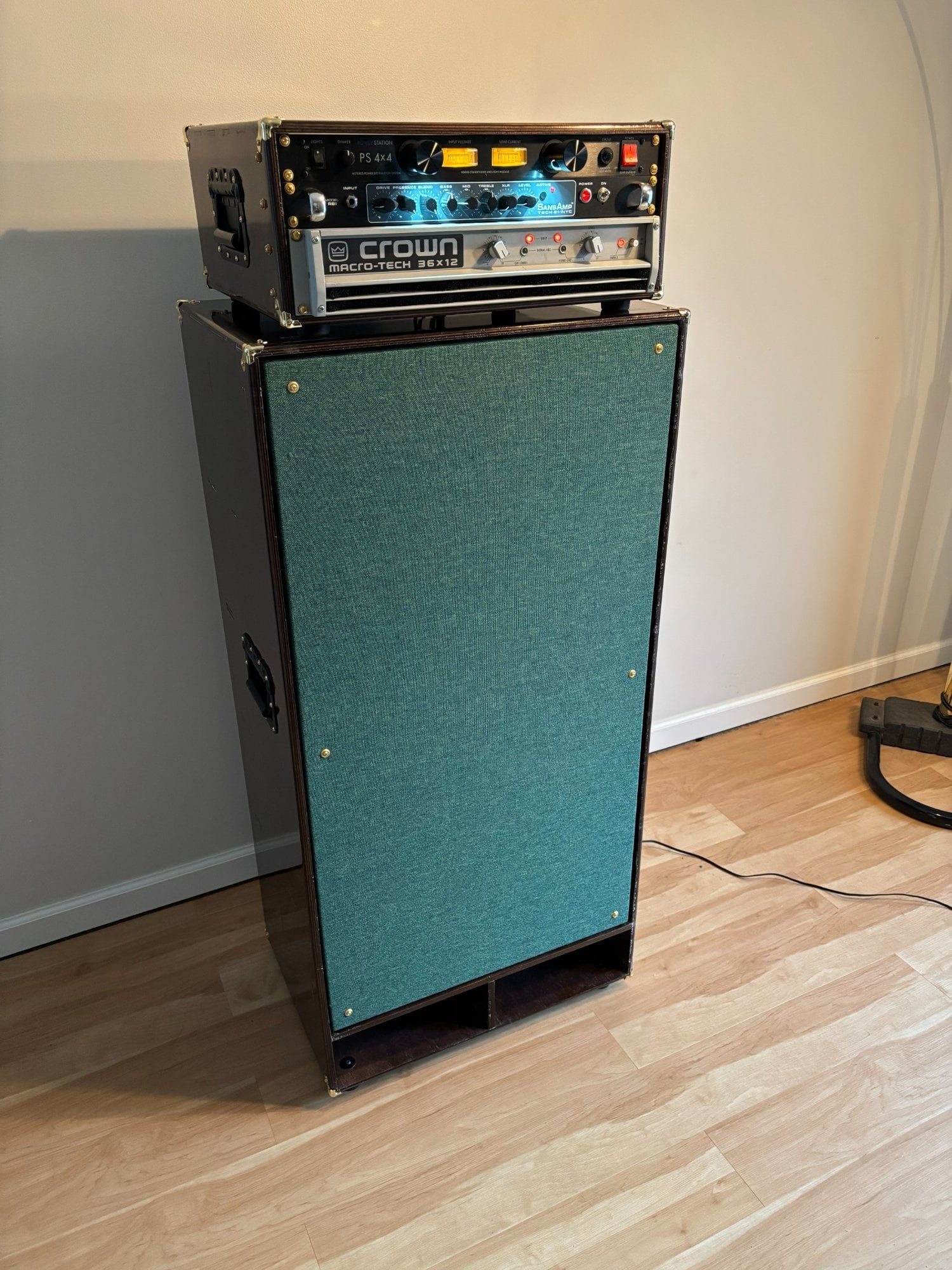 CABINET COMPLETE B.jpg