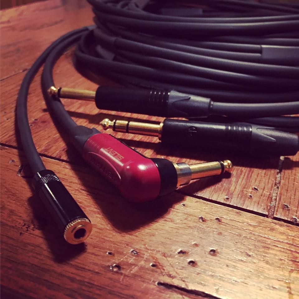 cable_zpsqgqiewvj.jpg