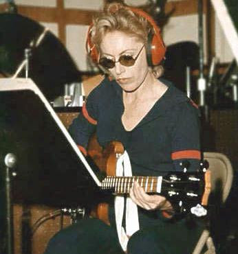carol_kaye.jpg