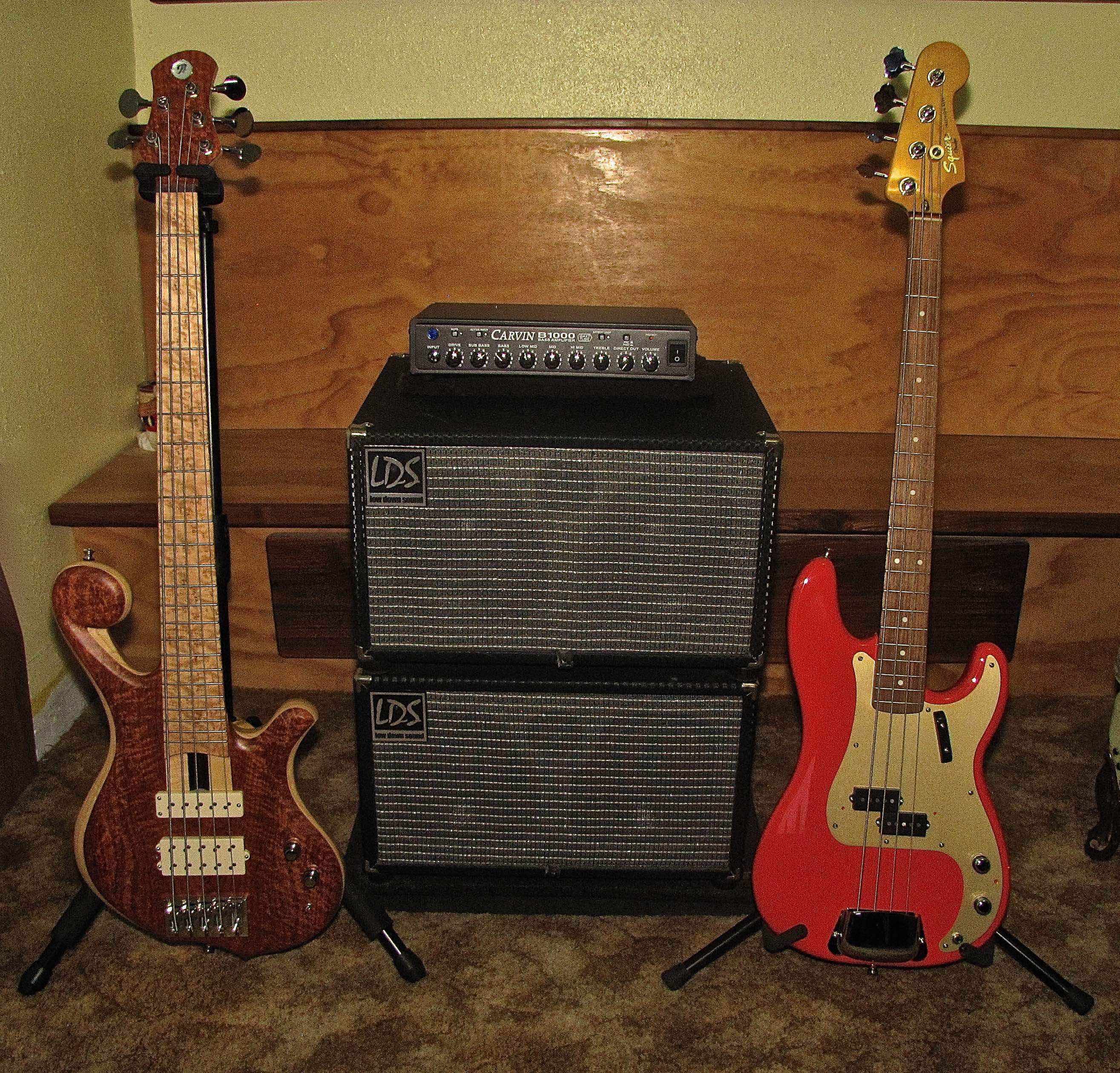 Carvin B1000.jpg