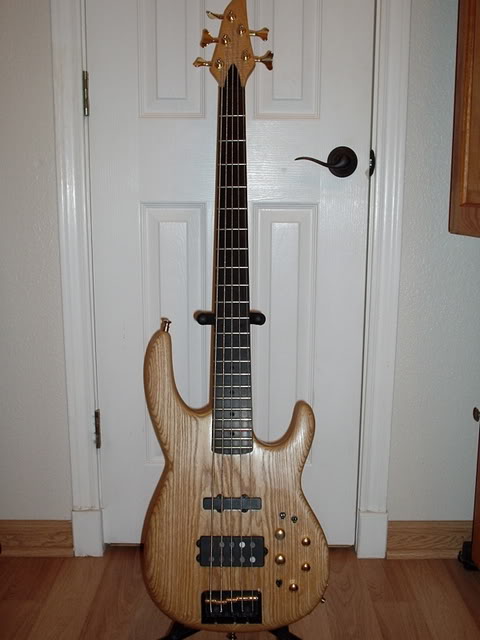 Carvin1.jpg