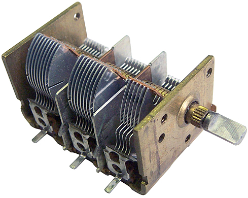 cav-rc273_2_lg.jpg