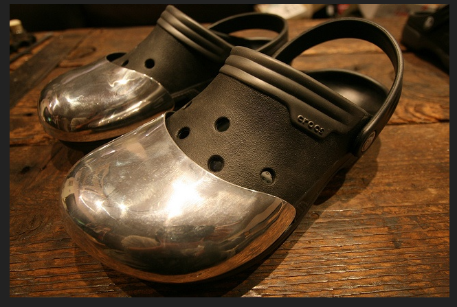 Ccrocs with toe caps.PNG