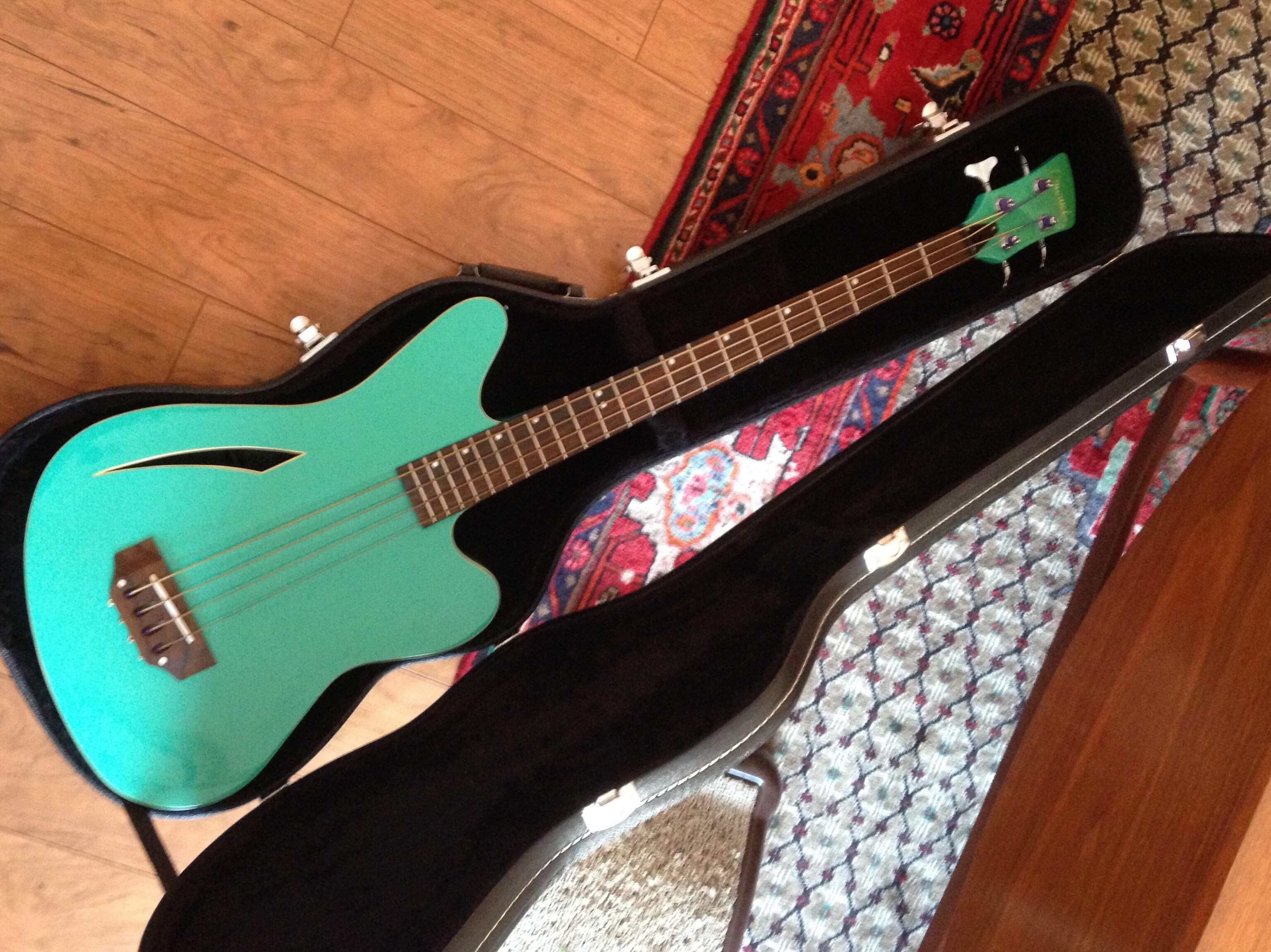 Charvel 425.JPG