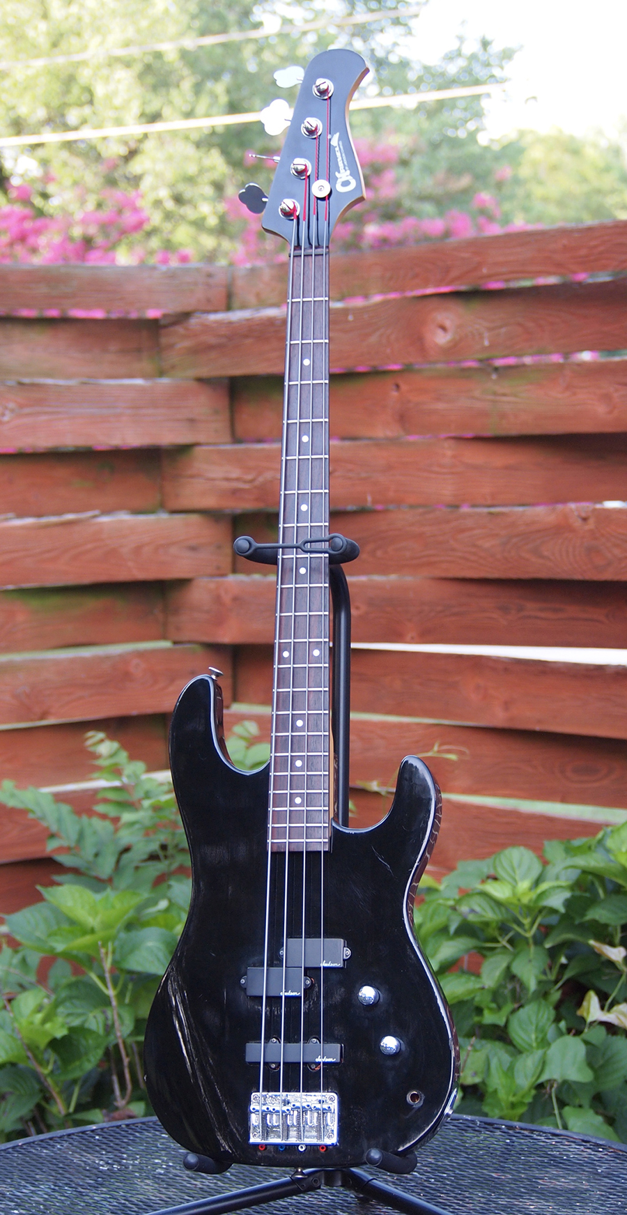 charvel.jpg