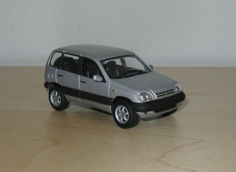 chevyniva.jpg