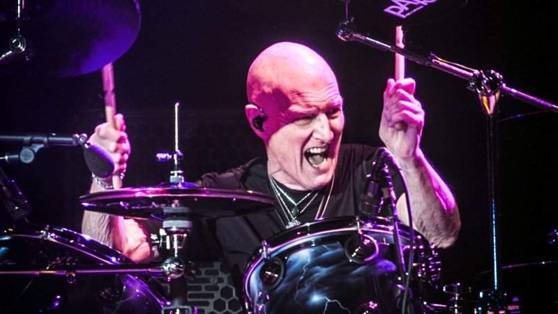 chris-slade-2-.jpg