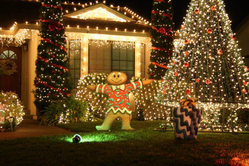 Christmas Lights 1.jpg