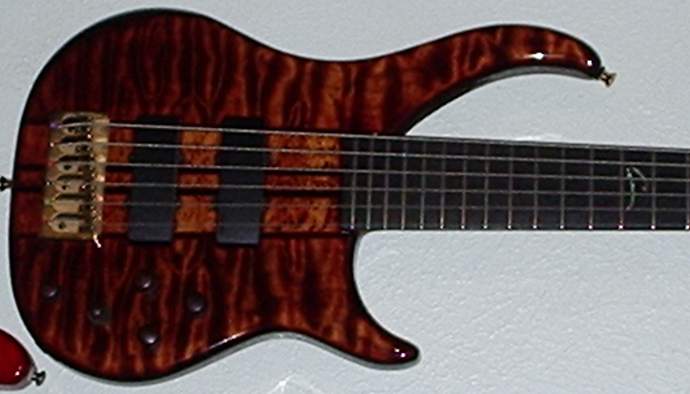 Cirrus body front3.jpg