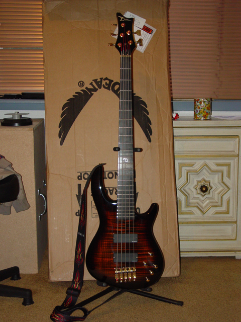 cl2 ep5 full guitar.jpg