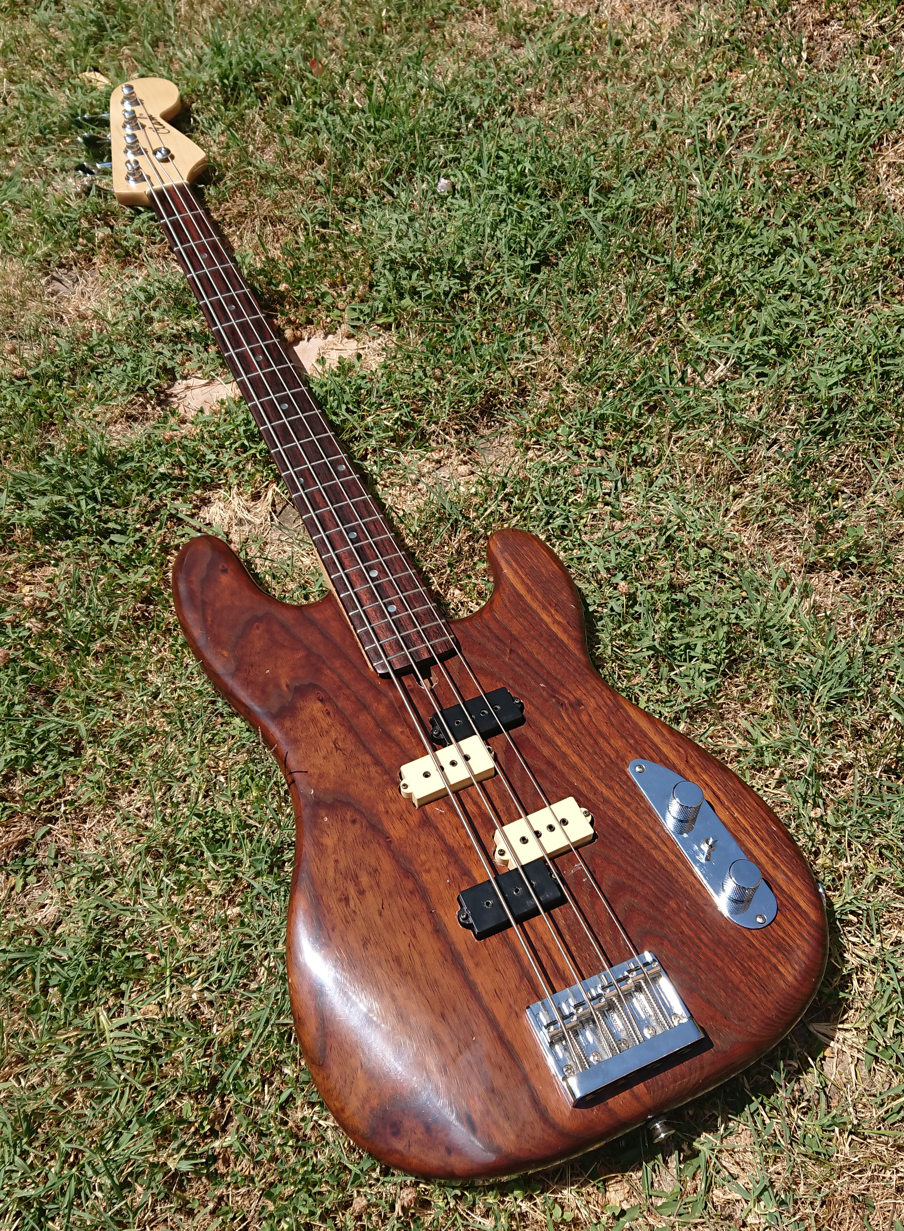 Clash_bass_01.jpg