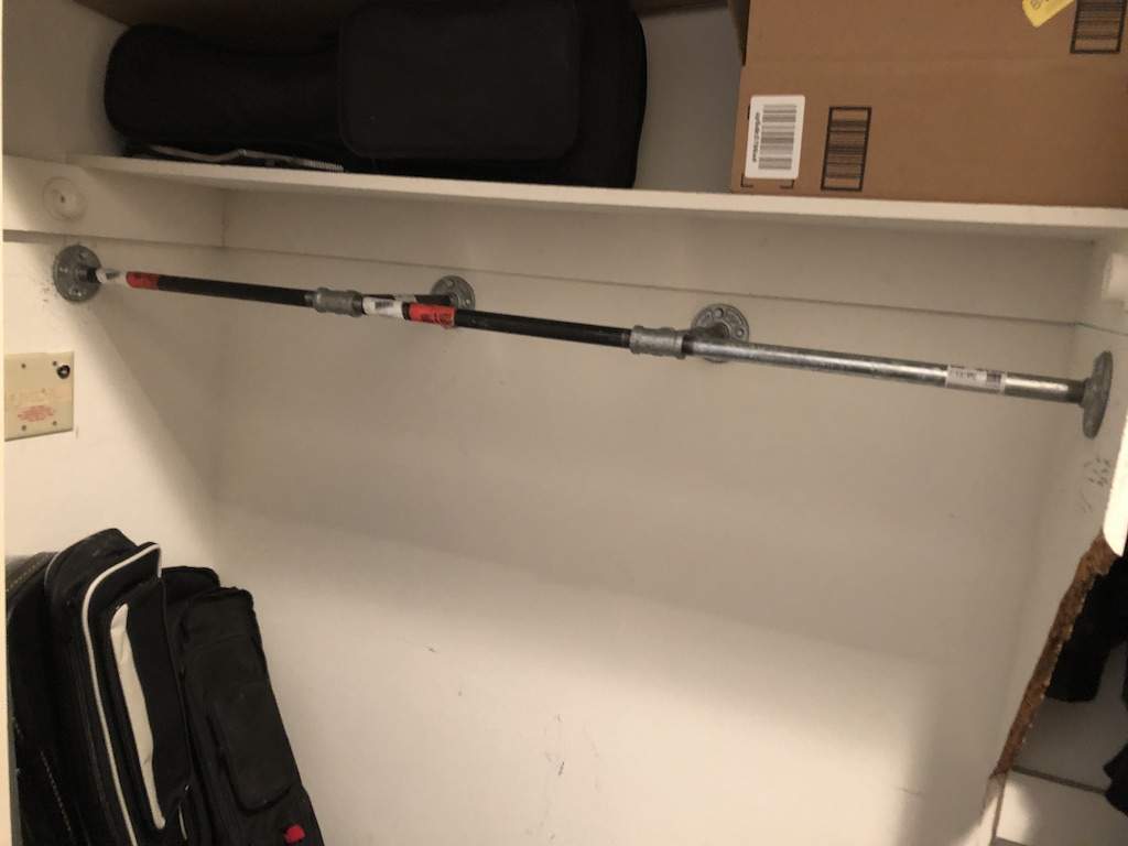 Closet rack in 1024.JPG