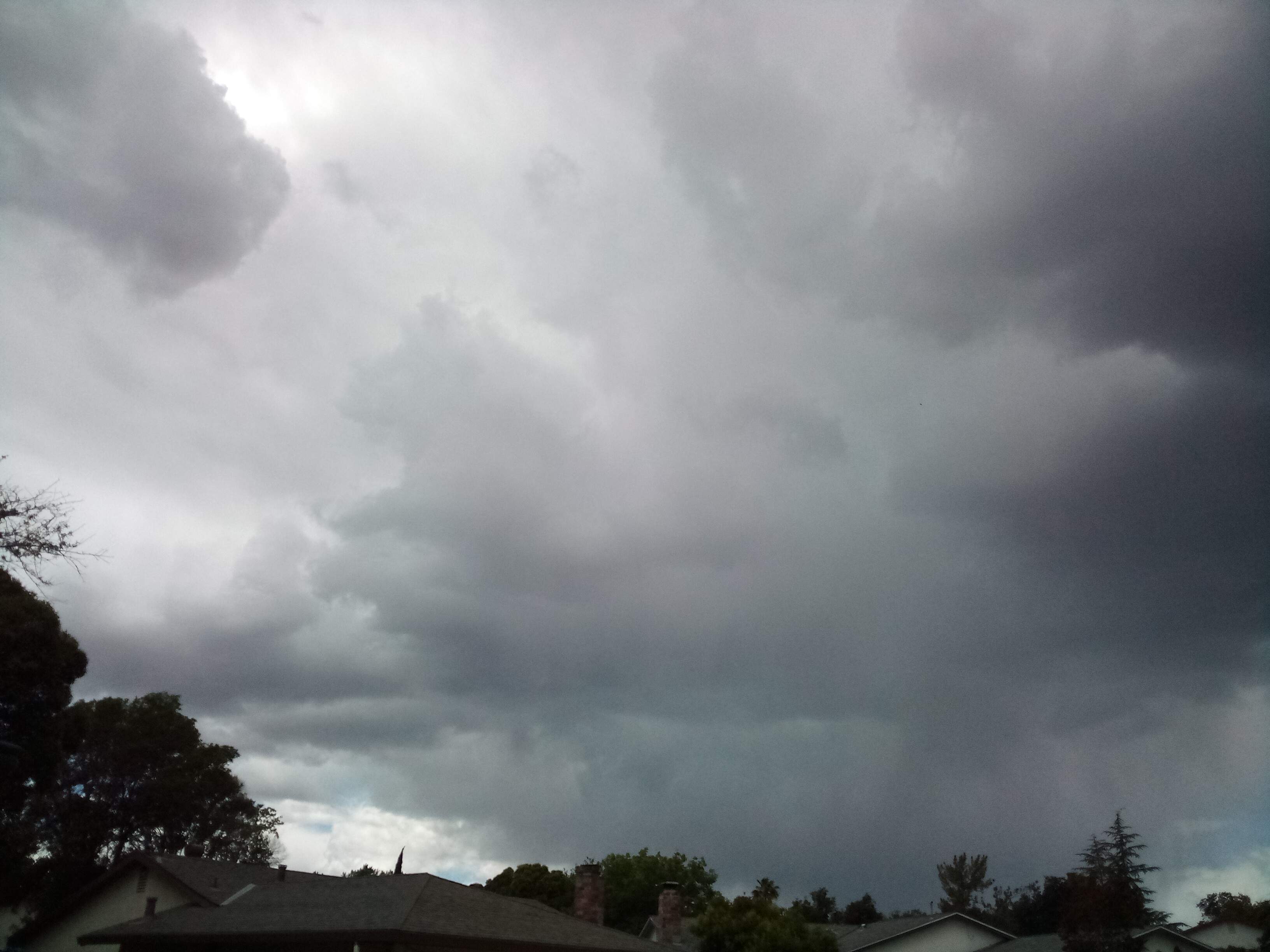 Clouds 3 - 5-10-2022.jpg