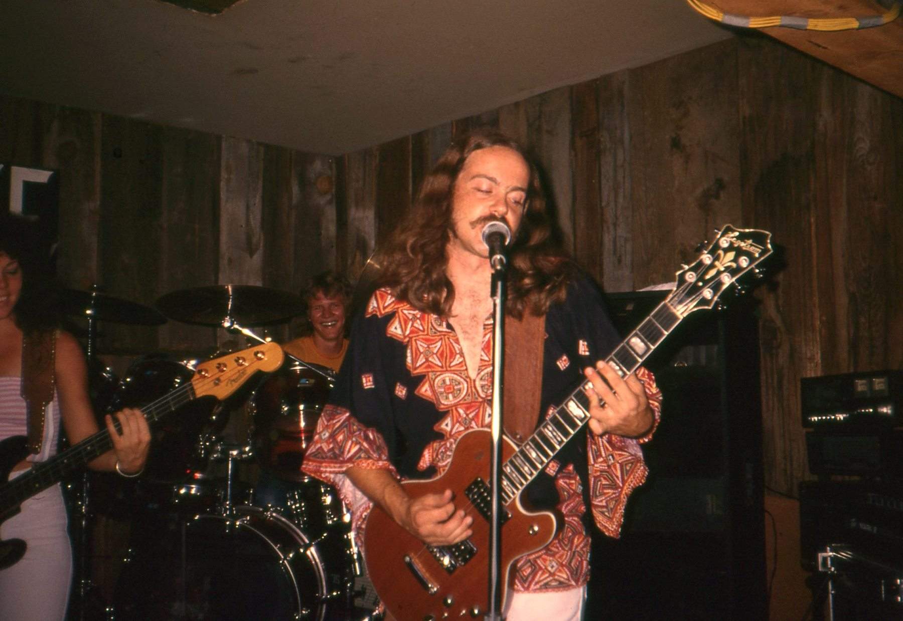 cmguitar.jpg