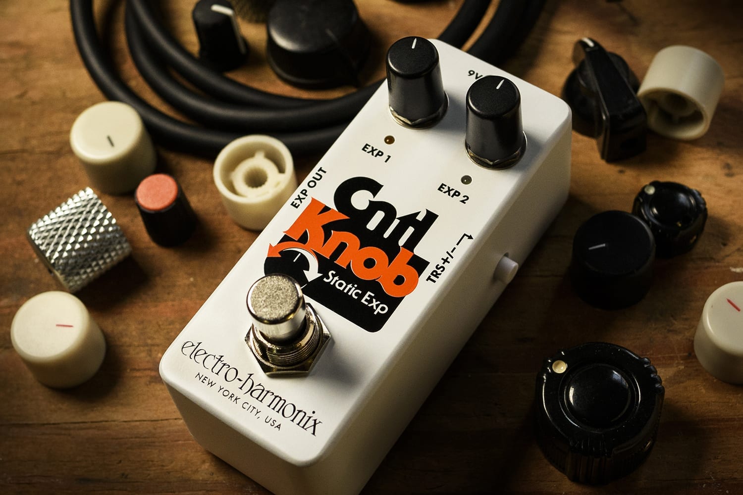 cntlknob-f.jpg