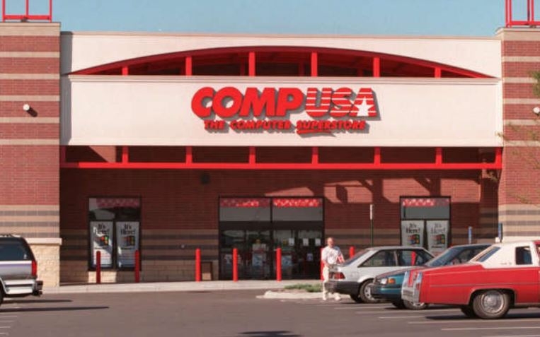 compUSA.JPG