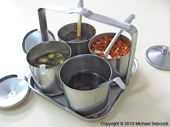 condiment_set_2.jpg
