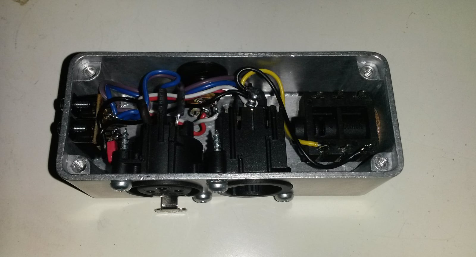 connbox-inside1.jpg