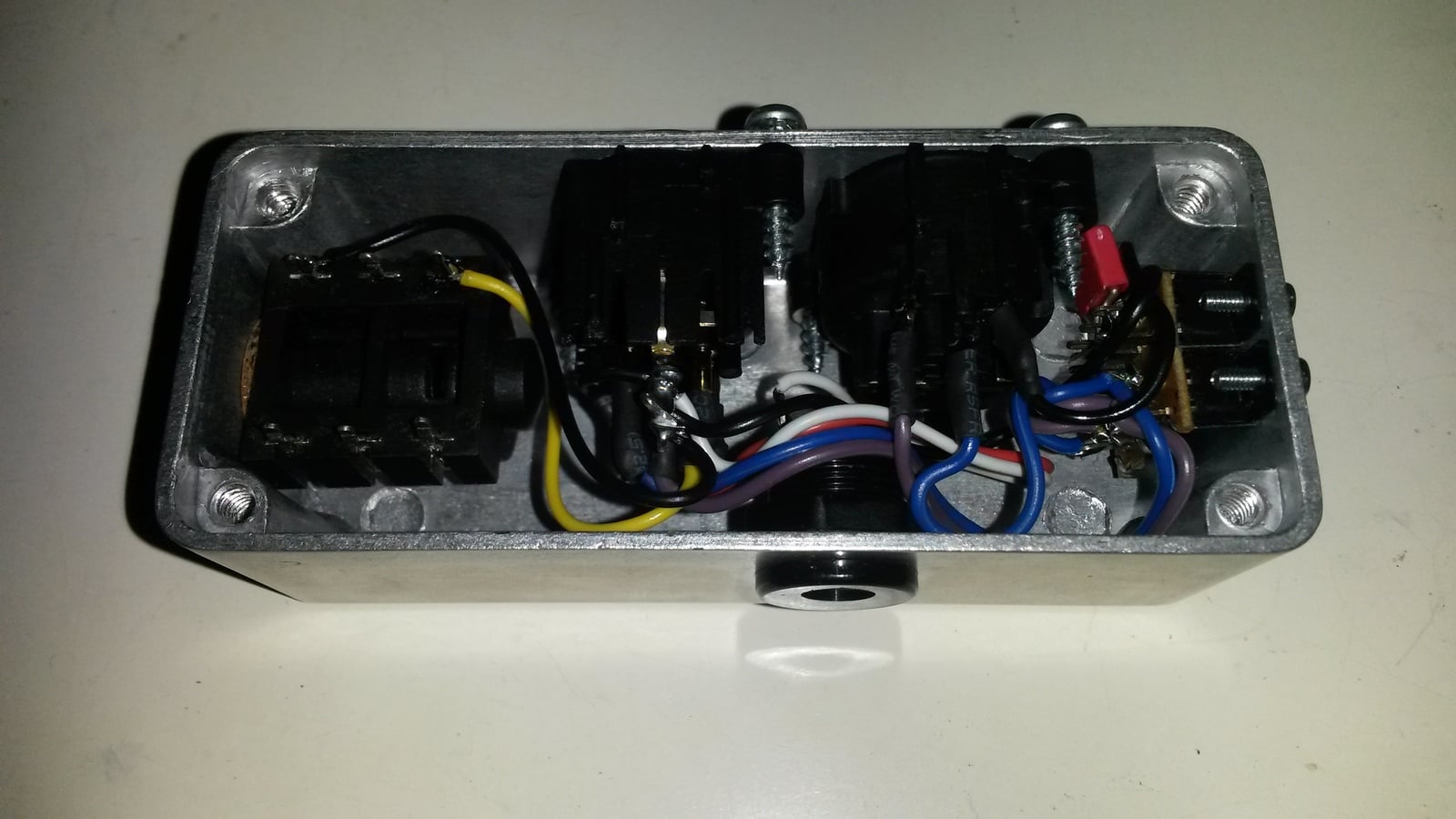 connbox-inside2.jpg