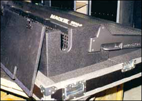 console-mackie-SR40-8.jpg