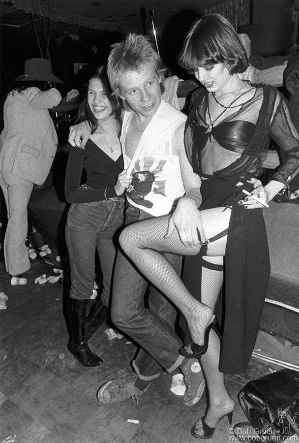 Cook and groupies again.jpg