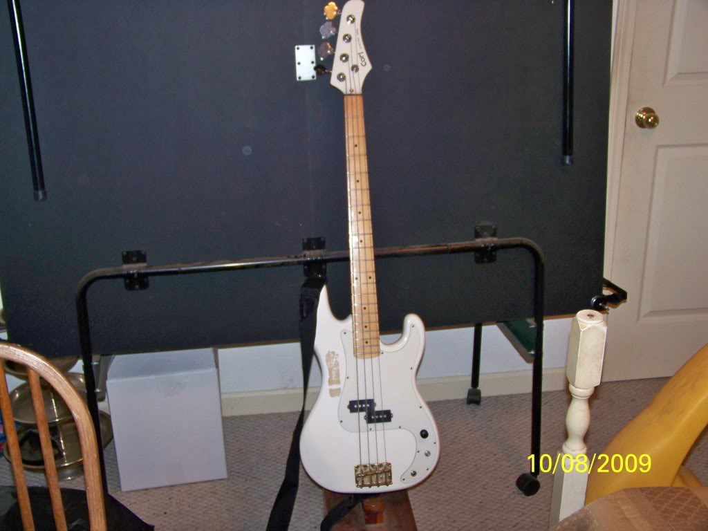 Cort002.jpg