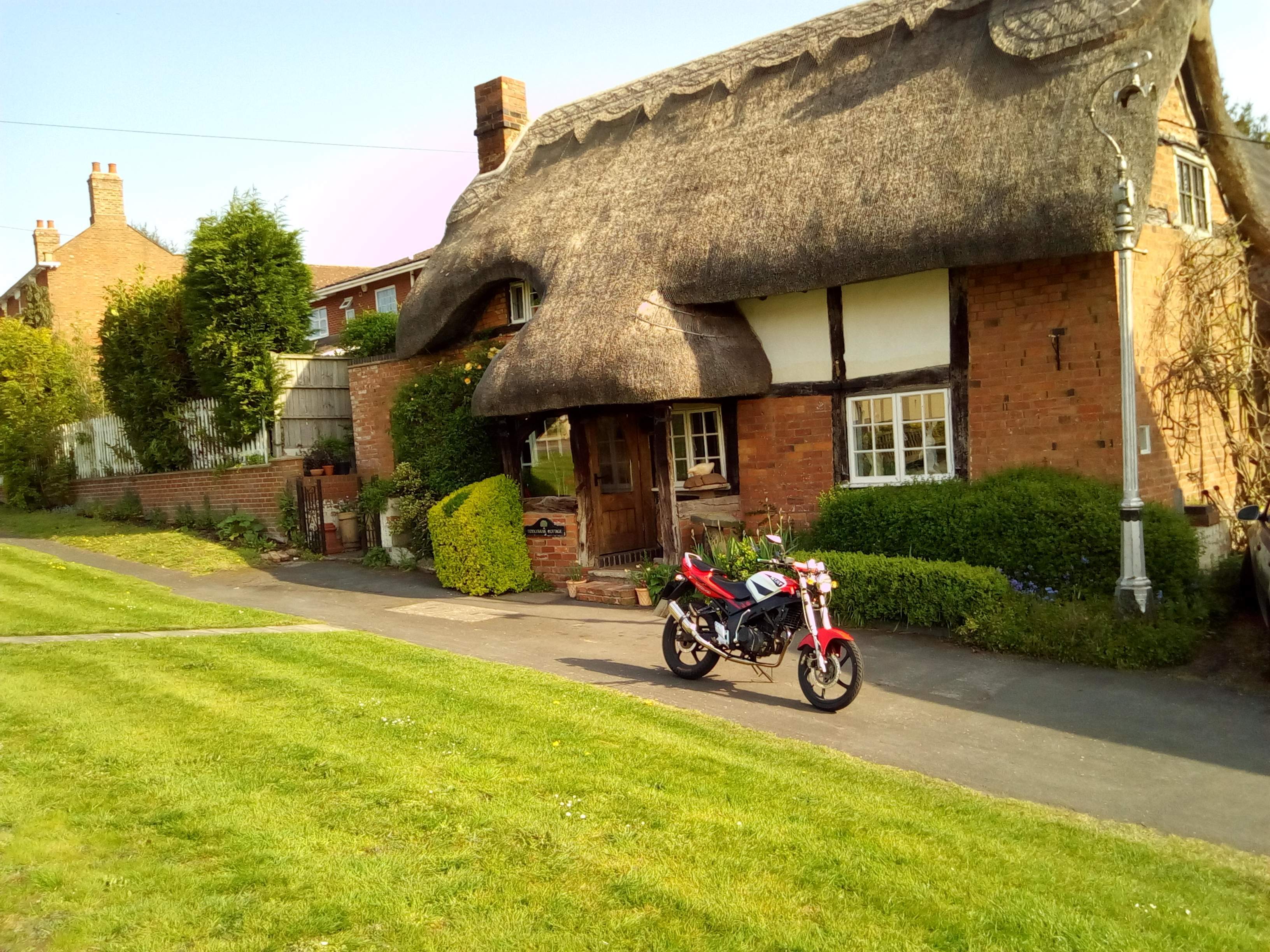 cottage 2.jpg