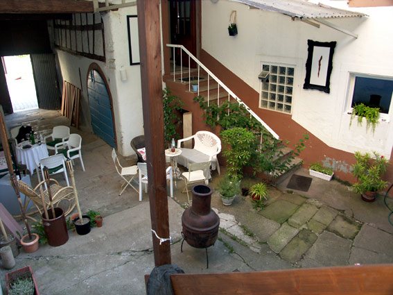 courtyard4.jpg