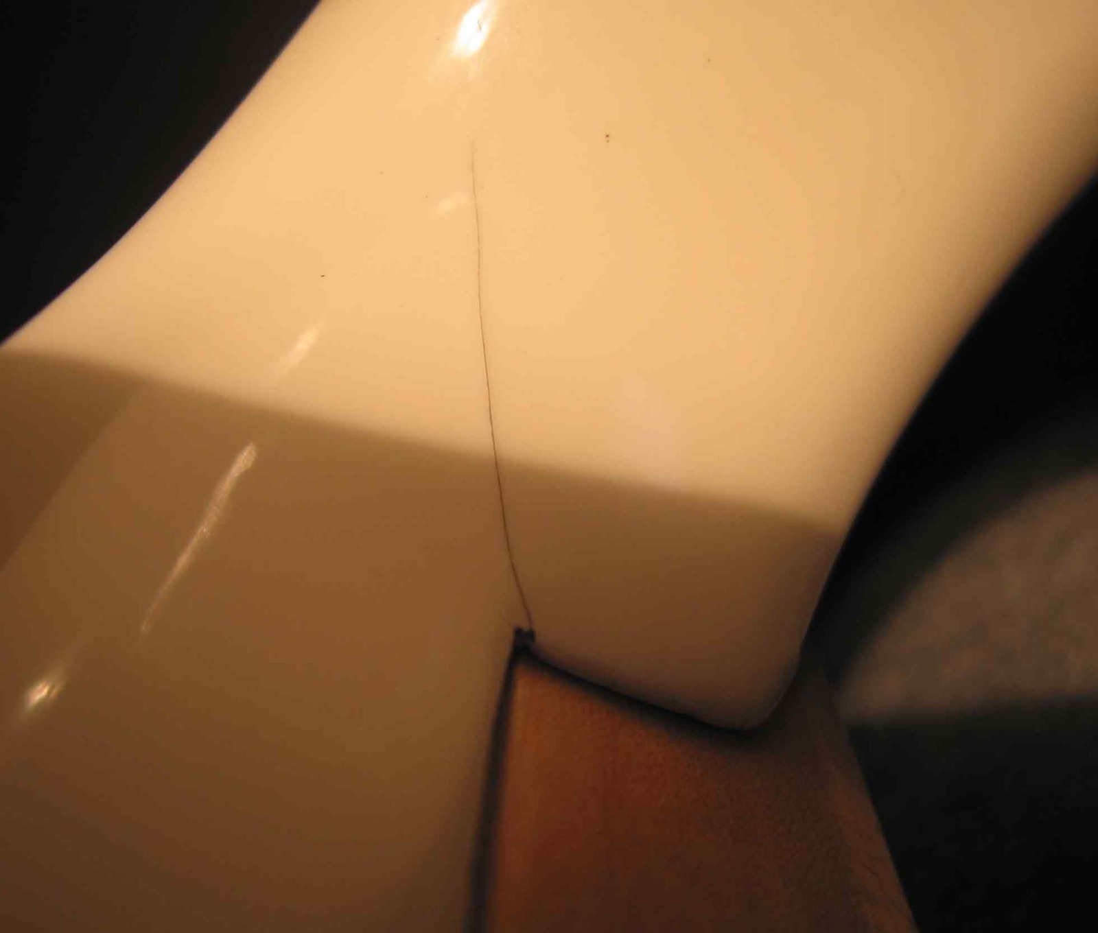 crack2.jpg