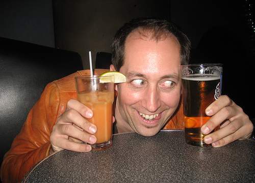 creepy-bar-guy.jpg