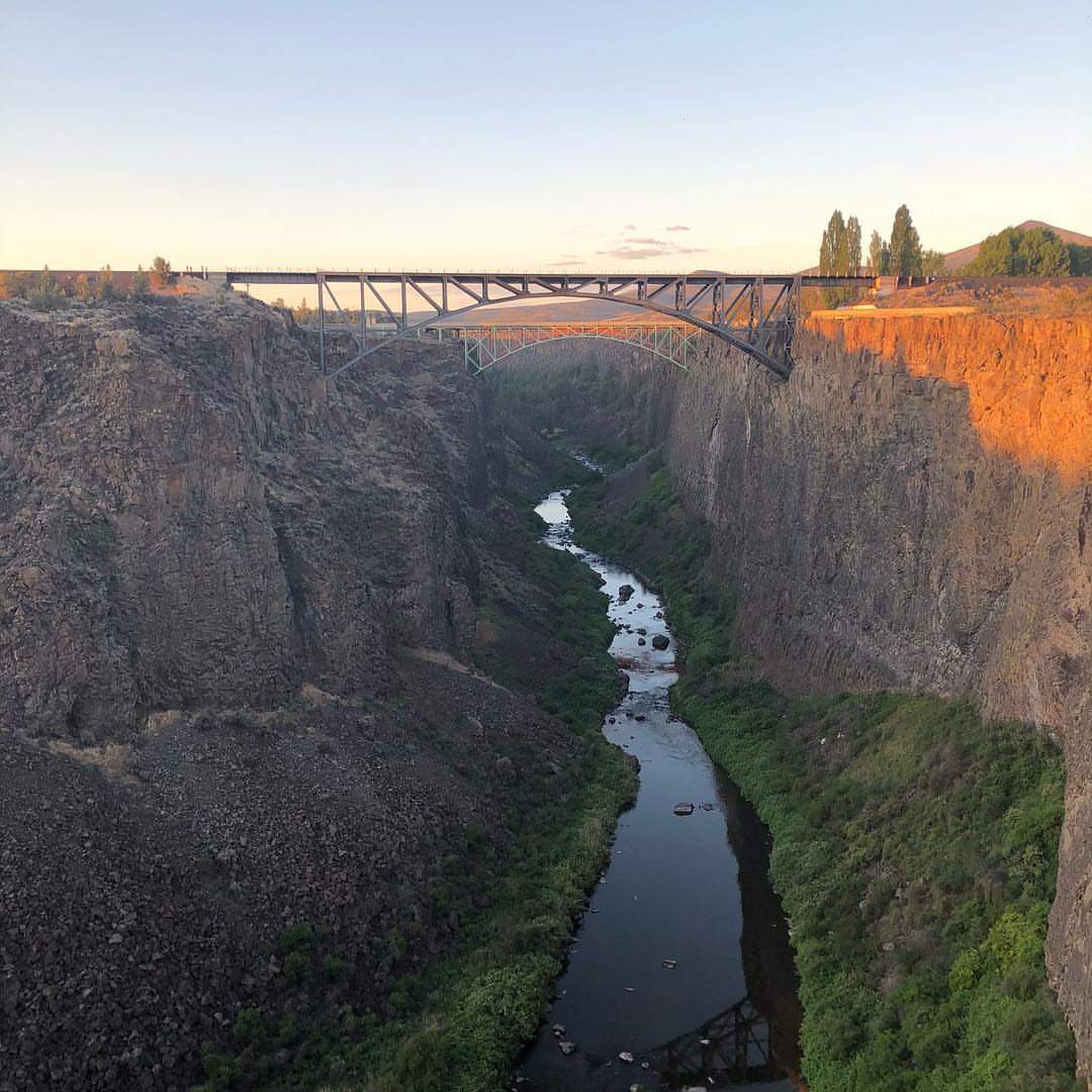 Crooked River.jpg