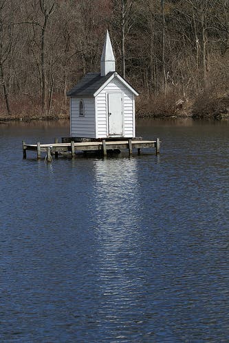 crossislandchapel-flickr.jpg