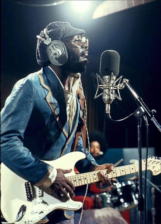 Curtis Mayfield.jpg