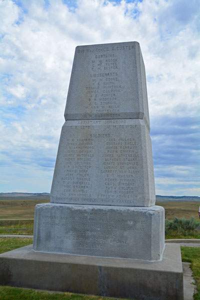 Custer-monument.jpg