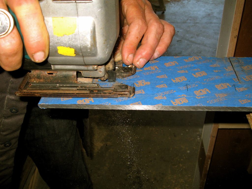 cuttingcarbonplate.jpg