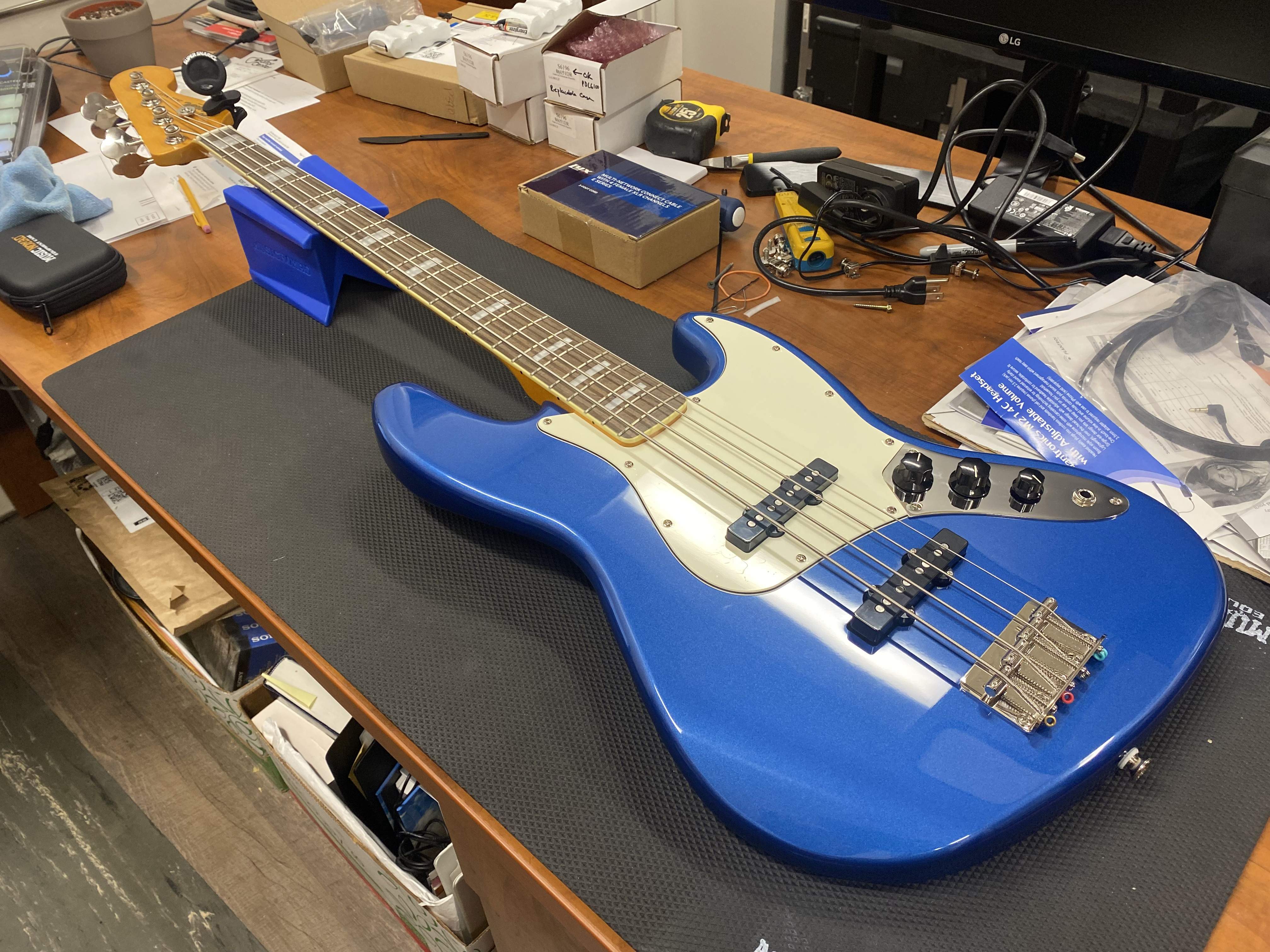 CV60J.jpeg