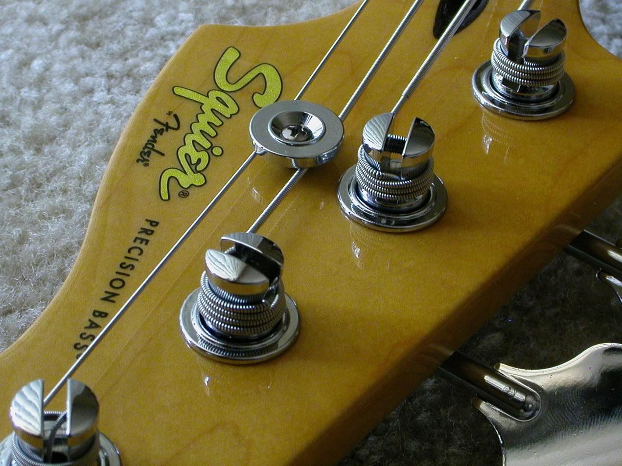 CVHeadstock2.jpg