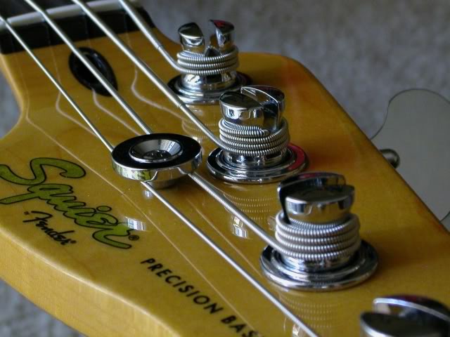 CVHeadstock3.jpg