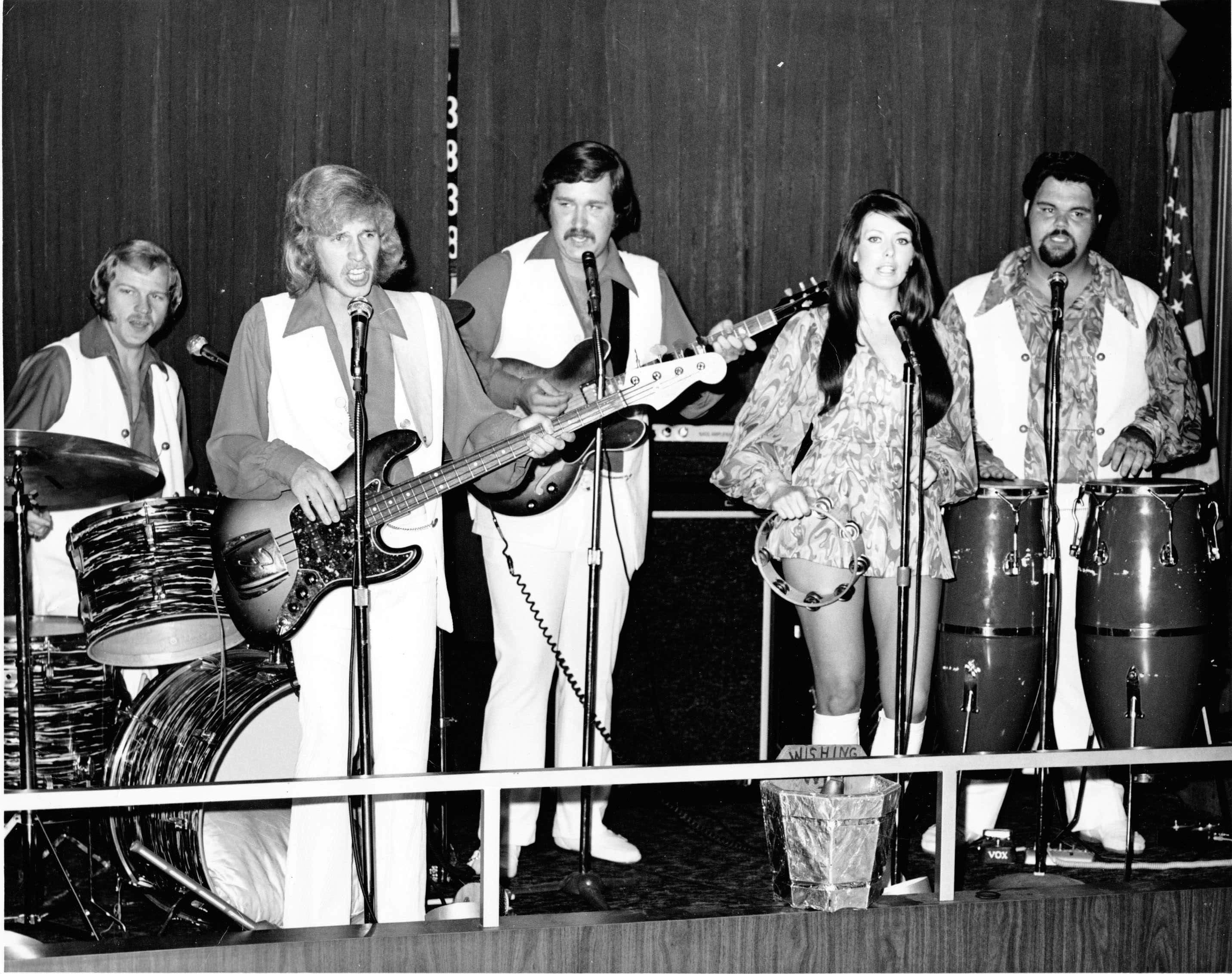 DanAndBand1.jpg